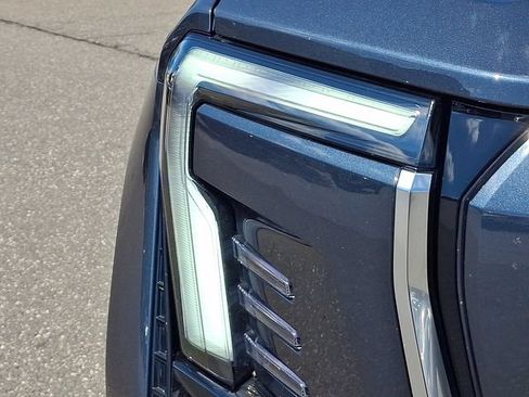 Used 2026 GMC Sierra EV Denali AWD/4WD image 28