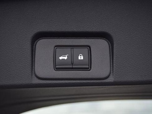 New 2026 Nissan Rogue Platinum image 29