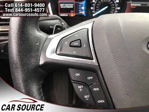 Used 2018 Ford Fusion SE w/ Fusion SE Technology Package image 13