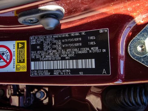 Used 2015 Toyota Highlander XLE image 28