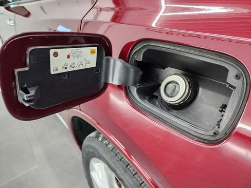 Used 2019 Dodge Durango Citadel w/ Technology Group image 33