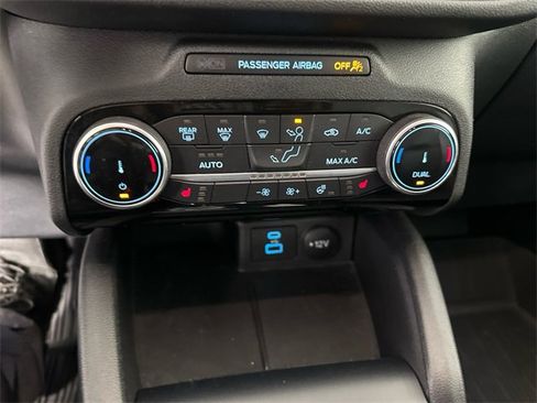 Used 2022 Ford Escape SEL image 32