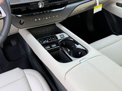 New 2026 Nissan Murano SV image 25