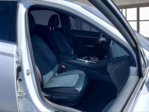 Used 2021 Hyundai Sonata SEL Plus w/ Tech Package FWD image 8