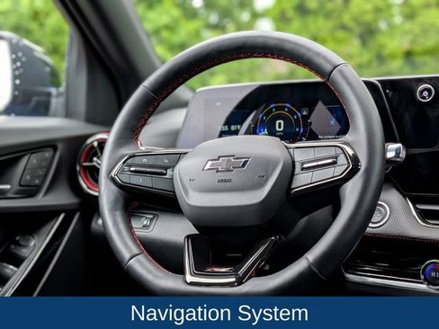 Used 2025 Chevrolet Equinox RS w/ Safety and Technology Package FWD image 14