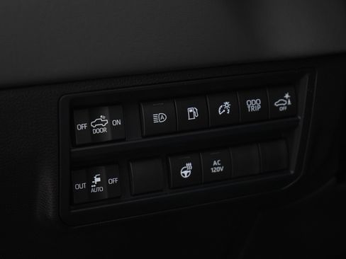 Used 2026 Toyota Tundra Capstone AWD/4WD image 27