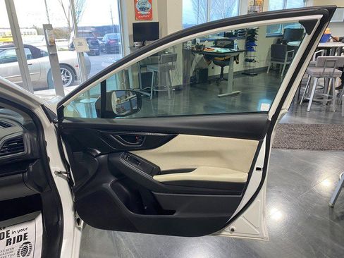 Used 2018 Subaru Impreza 2.0i Premium image 17