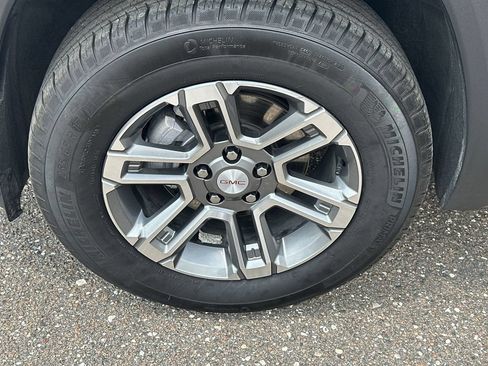 Used 2025 GMC Terrain Elevation AWD/4WD image 29