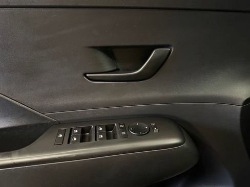 Used 2024 Hyundai Kona SE AWD/4WD image 19