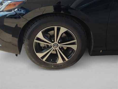 Used 2023 Nissan Sentra SV w/ Trunk Package image 29