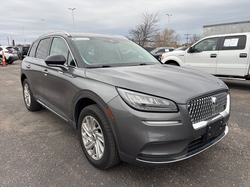 Used 2021 Lincoln Corsair AWD w/ Rear Removable Package Tray image 3