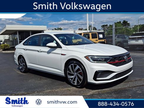 Used 2019 Volkswagen Jetta GLI FWD image 1