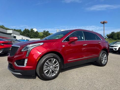 Used 2022 Cadillac XT5 Premium Luxury AWD/4WD image 1