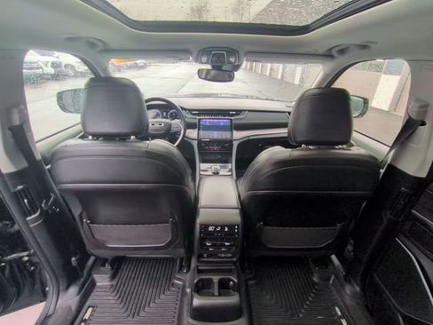 Used 2021 Jeep Grand Cherokee L Limited image 21