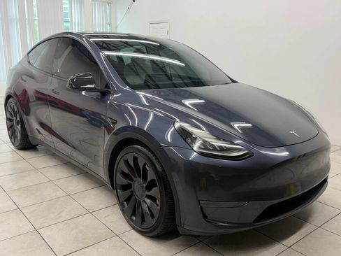 Used 2020 Tesla Model Y Performance AWD/4WD image 1