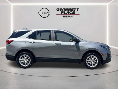 Used 2023 Chevrolet Equinox LS w/ LS Convenience Package image 24