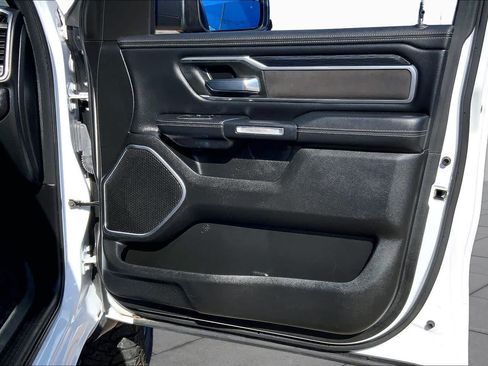 Used 2023 RAM 1500 Laramie AWD/4WD image 23