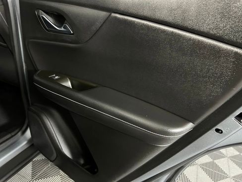 Used 2025 Chevrolet Blazer LT image 30