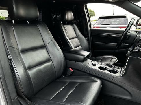 Used 2020 Jeep Grand Cherokee Limited w/ Trailer Tow Group IV AWD/4WD image 30