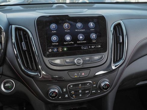 Used 2023 Chevrolet Equinox RS w/ RS Leather Package FWD image 9