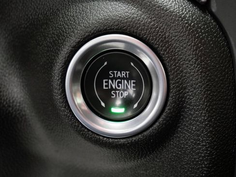 Used 2021 GMC Sierra 1500 SLE w/ X31 Off-Road Package AWD/4WD image 26