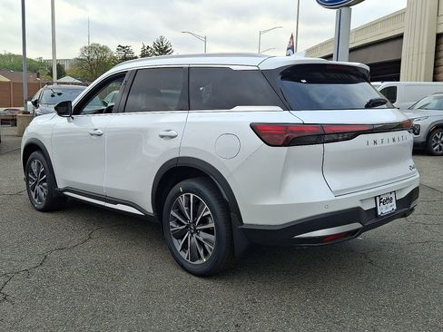 New 2026 INFINITI QX60 Luxe w/ Cargo Package AWD/4WD image 4