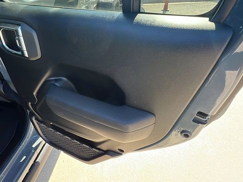 Used 2025 Jeep Wrangler Unlimited Rubicon 4xe w/ Convenience Group image 20