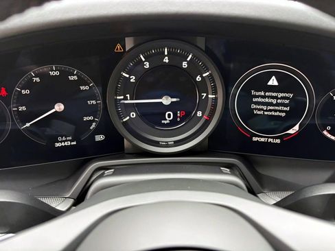 Certified 2022 Porsche 911 Carrera image 29