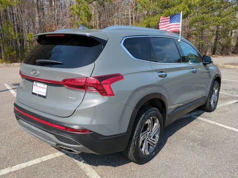 Used 2023 Hyundai Santa Fe SEL image 4