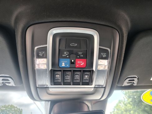 Certified 2022 RAM 1500 Laramie AWD/4WD image 42
