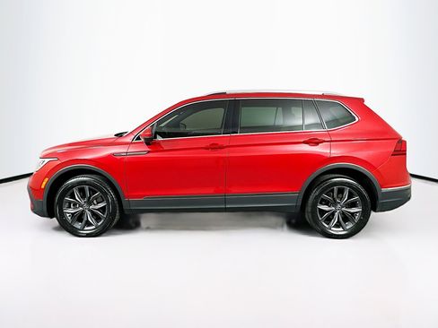 Used 2022 Volkswagen Tiguan SE image 4