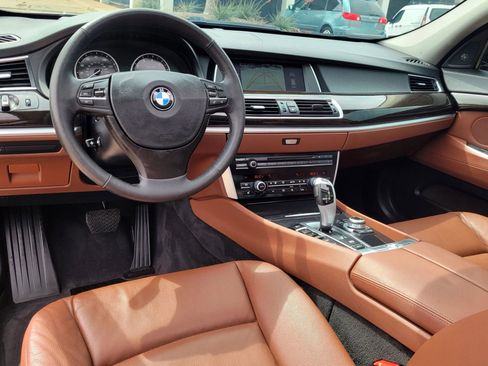 Used 2012 BMW 535i xDrive AWD/4WD image 25