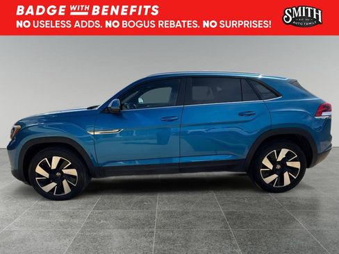 Used 2024 Volkswagen Atlas Cross Sport SE image 6