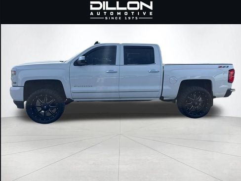 Used 2017 Chevrolet Silverado 1500 LTZ Z71 w/ LTZ Plus Package AWD/4WD image 6