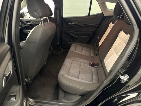 Used 2024 Chevrolet Trax LS w/ LS Convenience Package FWD image 19