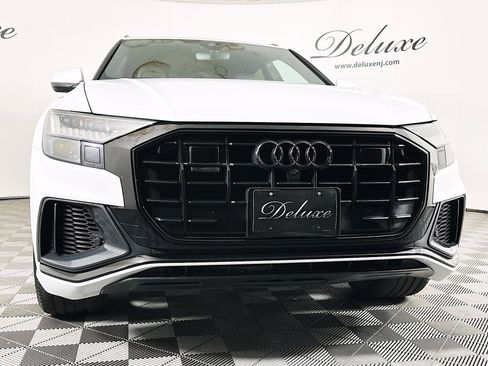 Used 2022 Audi Q8 Premium Plus w/ Premium Plus Package image 30