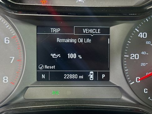 Used 2025 Chevrolet Trax LS image 18