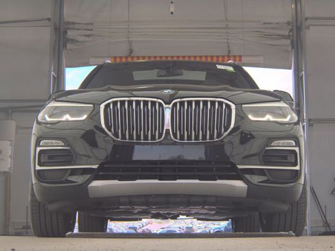 Used 2019 BMW X5 xDrive40i AWD/4WD image 4