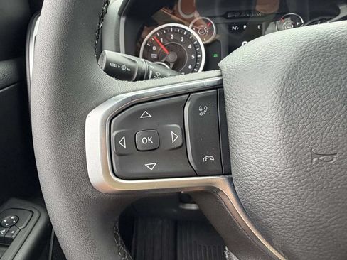 Used 2025 RAM 1500 Big Horn AWD/4WD image 38