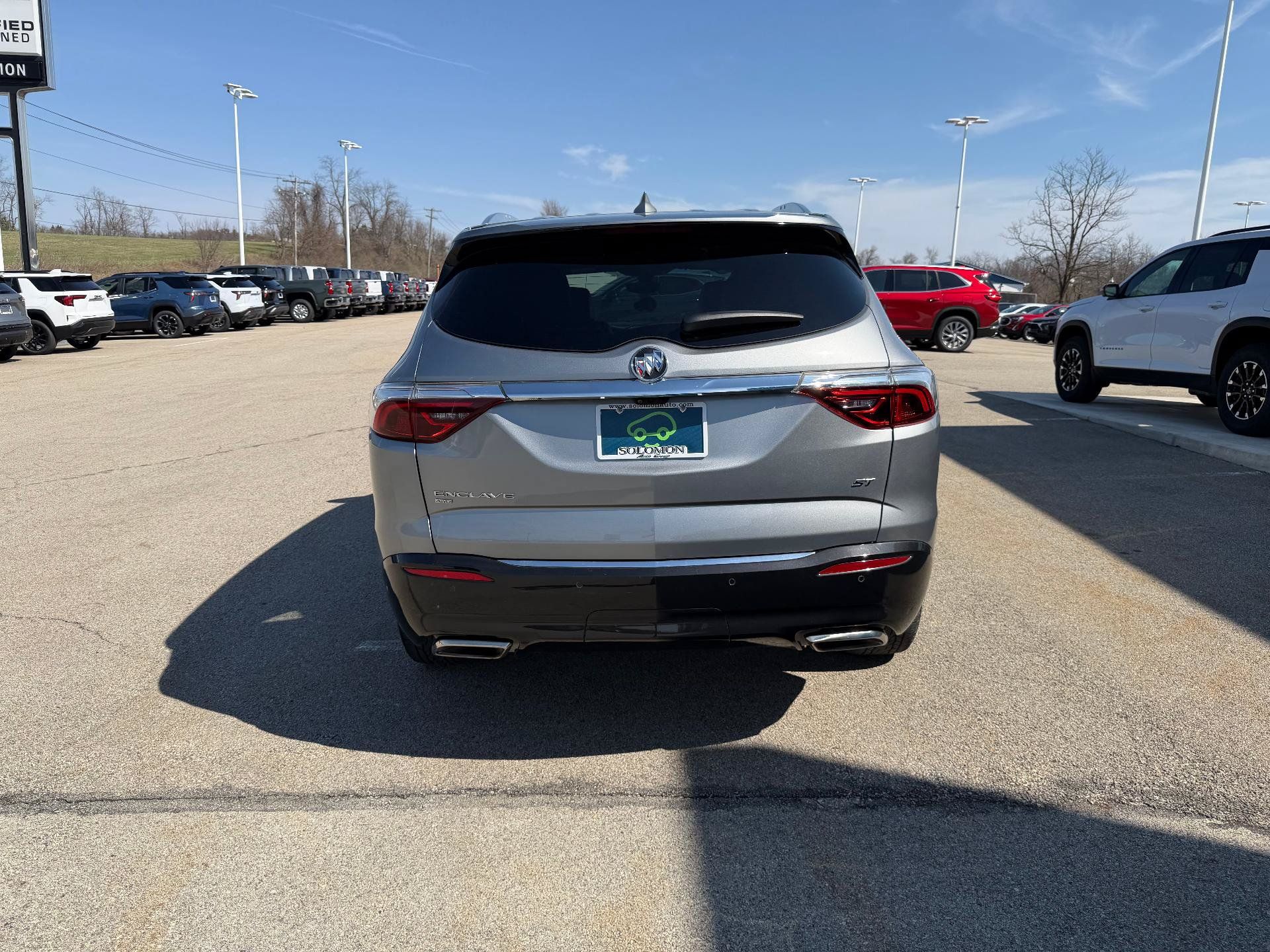 Certified 2024 Buick Enclave Essence w/ Experience Buick Package AWD/4WD image 4
