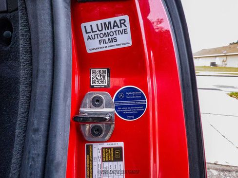 Used 2015 Mercedes-Benz SLK 250 image 37