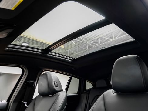 Used 2024 BMW X4 xDrive30i image 5