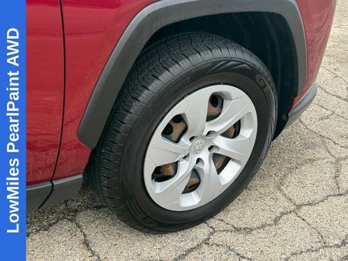 Used 2019 Toyota RAV4 LE w/ All Weather Liner Package AWD/4WD image 9