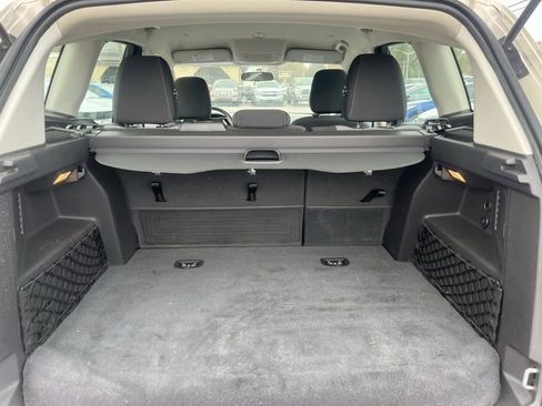 Used 2018 Ford C-MAX SE image 14