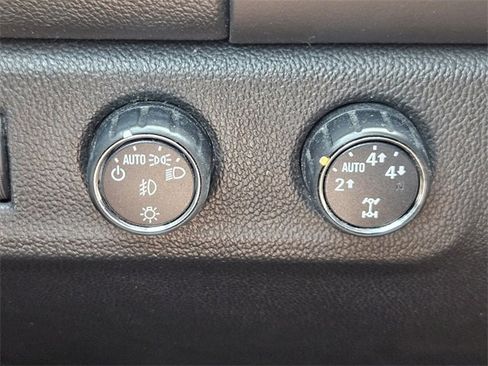 Used 2016 GMC Canyon SLT image 22