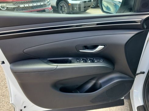 Used 2022 Hyundai Tucson SEL FWD image 14