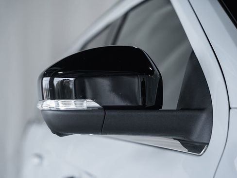 Used 2025 Ford Expedition Max Active image 18