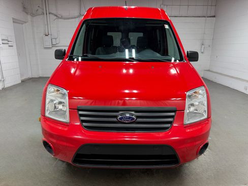Used 2010 Ford Transit Connect XLT image 2