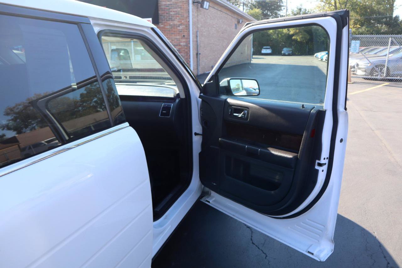 Used 2014 Ford Flex Limited FWD image 11