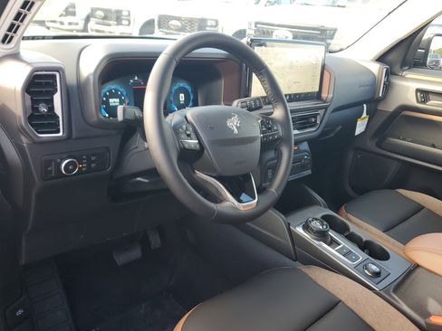 New 2025 Ford Bronco Sport Outer Banks w/ Outer Banks Tech Package+ image 9